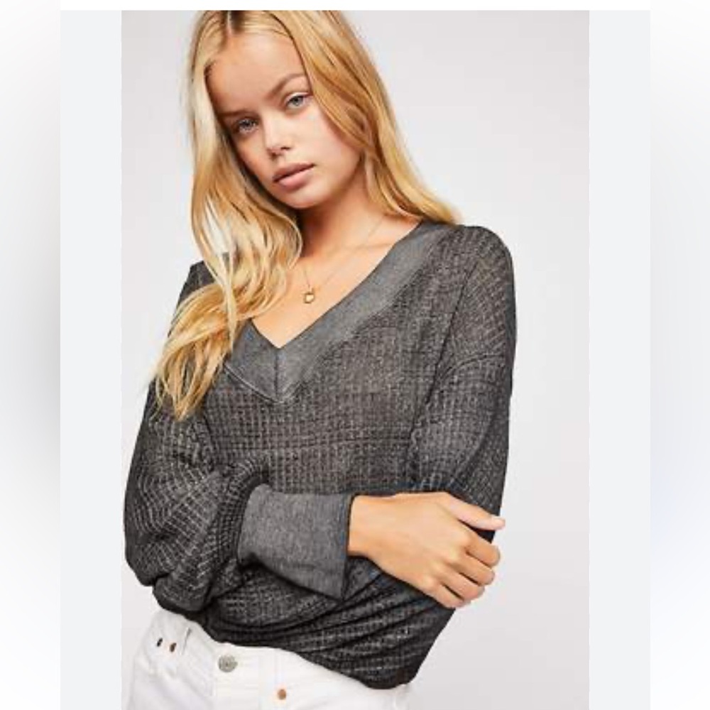 We The Free Gray V-Neck Relaxed Sweater